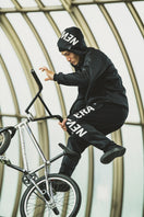 ウォームアップジャケット フードロゴ ブラック × ホワイト 【 Performance Apparel 】