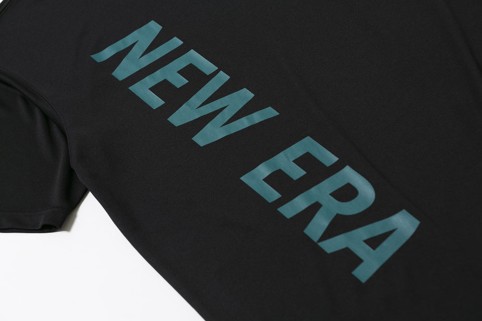 テック Tシャツ バーチカル ニューエラ ブラック × シェイディッドグリーン 【 Performance Apparel 】
