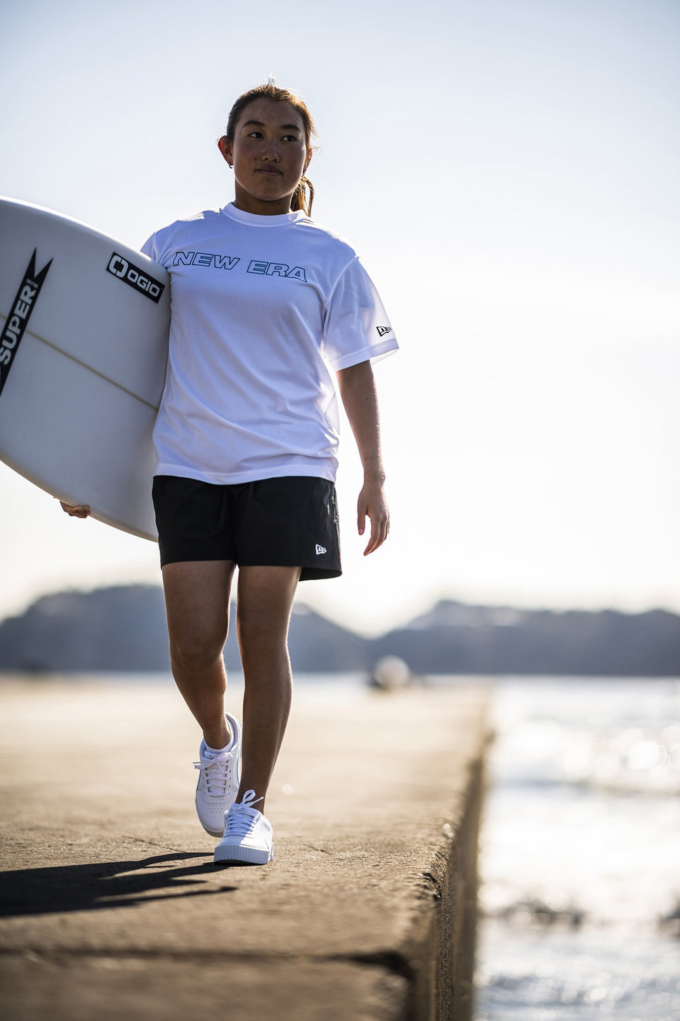 ラッシュ Tシャツ ニューエラ ワードマーク & リア ビッグフラッグ ブラック 【NEW ERA WORKOUT】