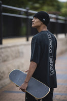 オーバーサイズド パフォーマンス Tシャツ フラッグ & リア ニューエラワードマーク オリーブ 【NEW ERA WORKOUT】