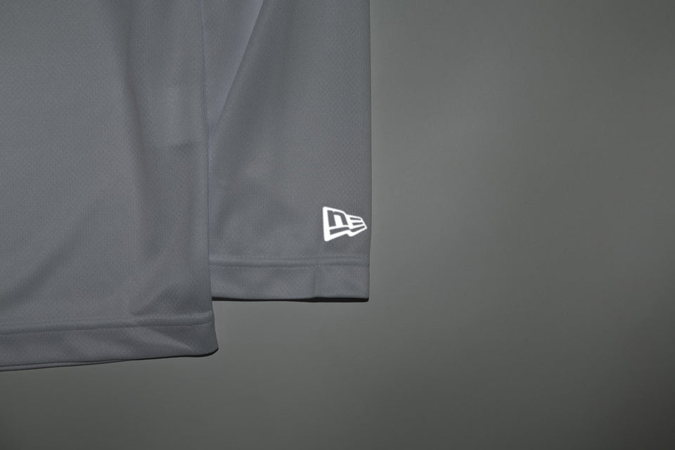 長袖 テックTシャツ ドットフラッグ ショルダー ホワイト × ブラック 【 Performance Apparel 】