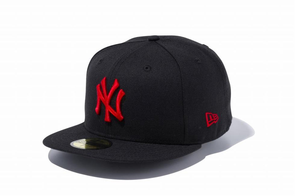 59FIFTY ニューヨーク・ヤンキース ブラック × ラディアントレッド