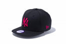 Youth 9FIFTY ニューヨーク・ヤンキース ブラック × ストロベリー