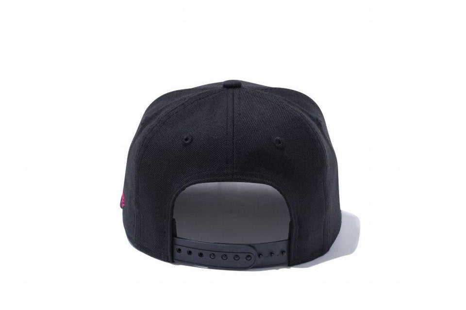 Youth 9FIFTY ニューヨーク・ヤンキース ブラック × ストロベリー
