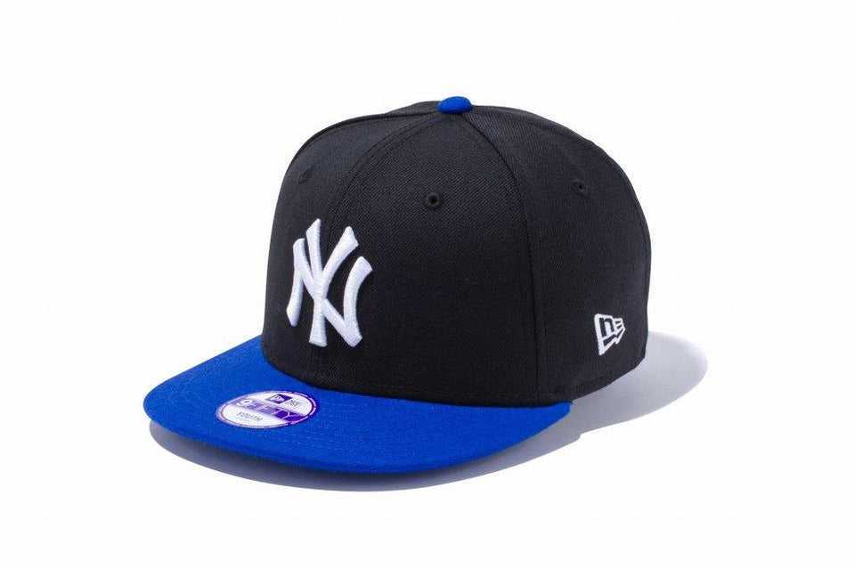 Youth 9FIFTY ニューヨーク・ヤンキース ブラック × ホワイト ブライトロイヤルバイザー