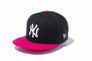 Youth 9FIFTY ニューヨーク・ヤンキース ブラック × ホワイト ブライトローズバイザー