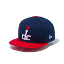 9FIFTY ワシントン・ウィザース dcロゴ ネイビー × チームカラー レッドバイザー