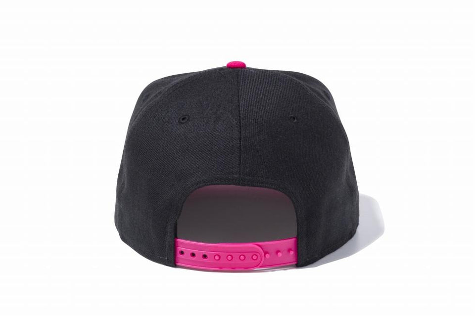9FIFTY ニューヨーク・ヤンキース ブラック × ホワイト ブライトローズバイザー