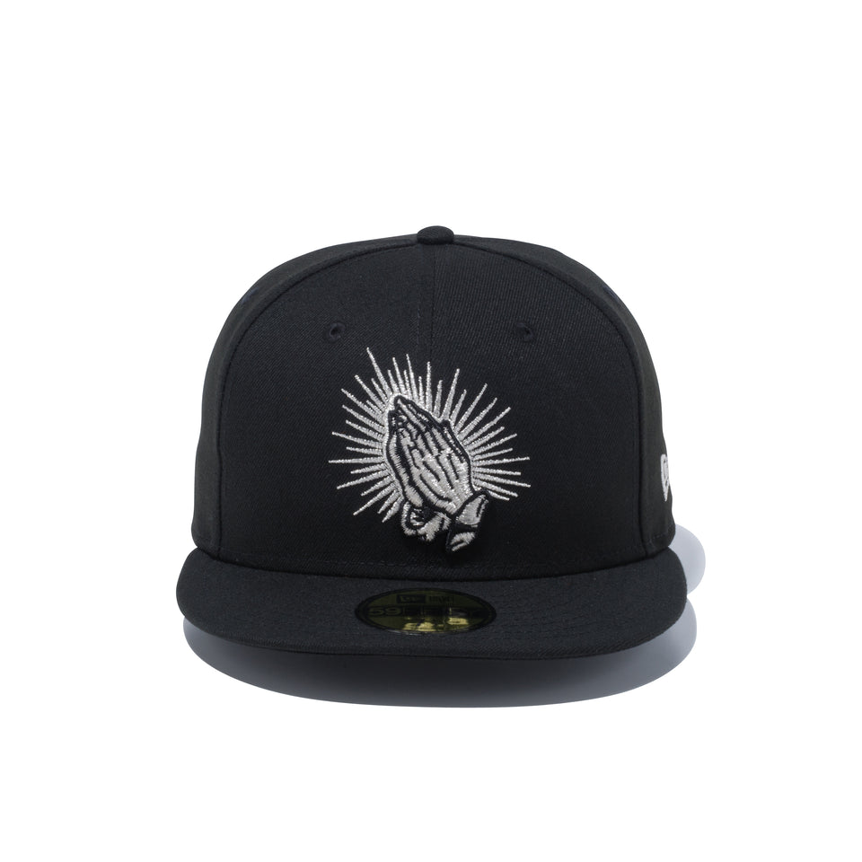 59FIFTY プレイハンド ブラック × メタリックシルバー