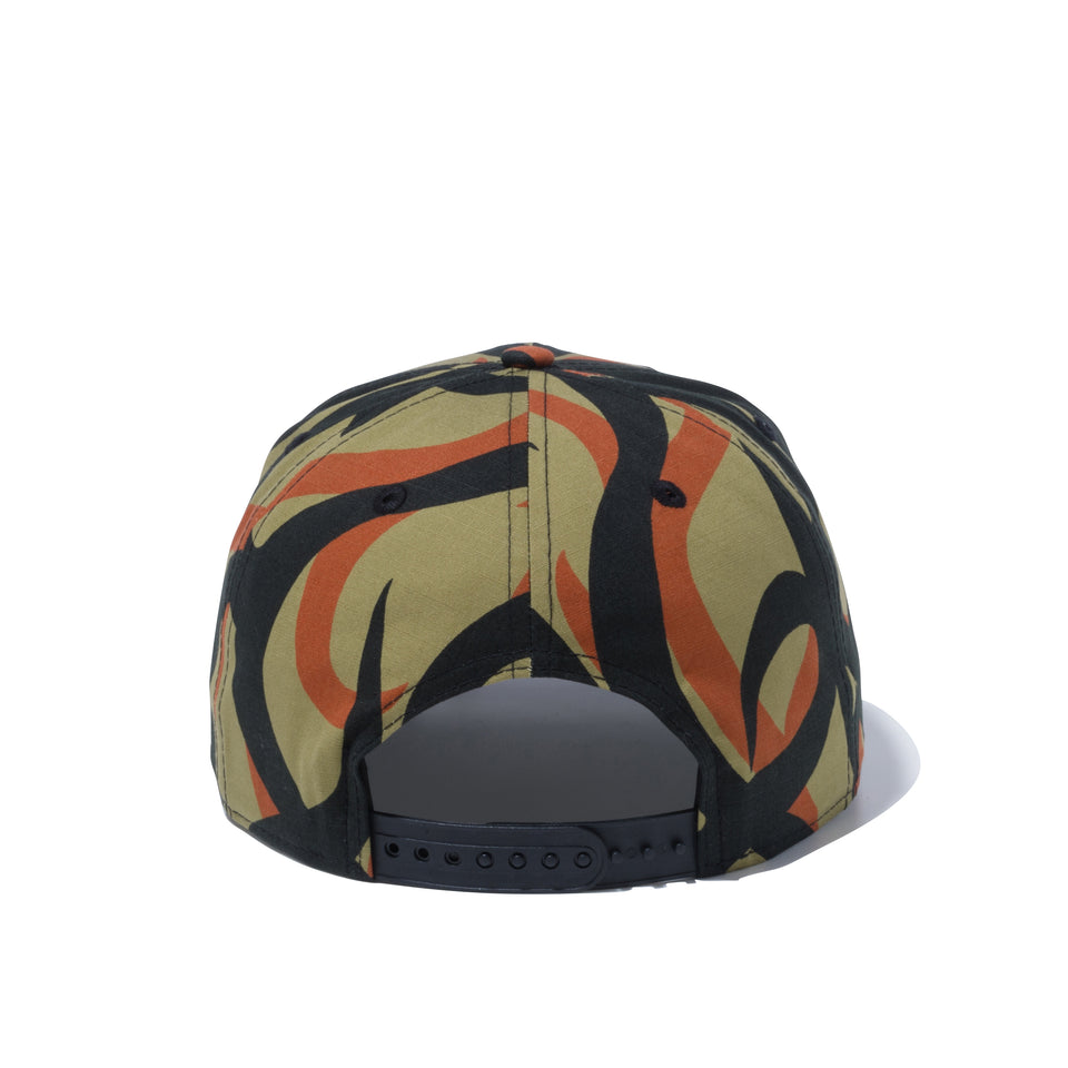 9FIFTY ニューヨーク・ヤンキース トライバルカモ カーキ / オレンジ × スノーホワイト
