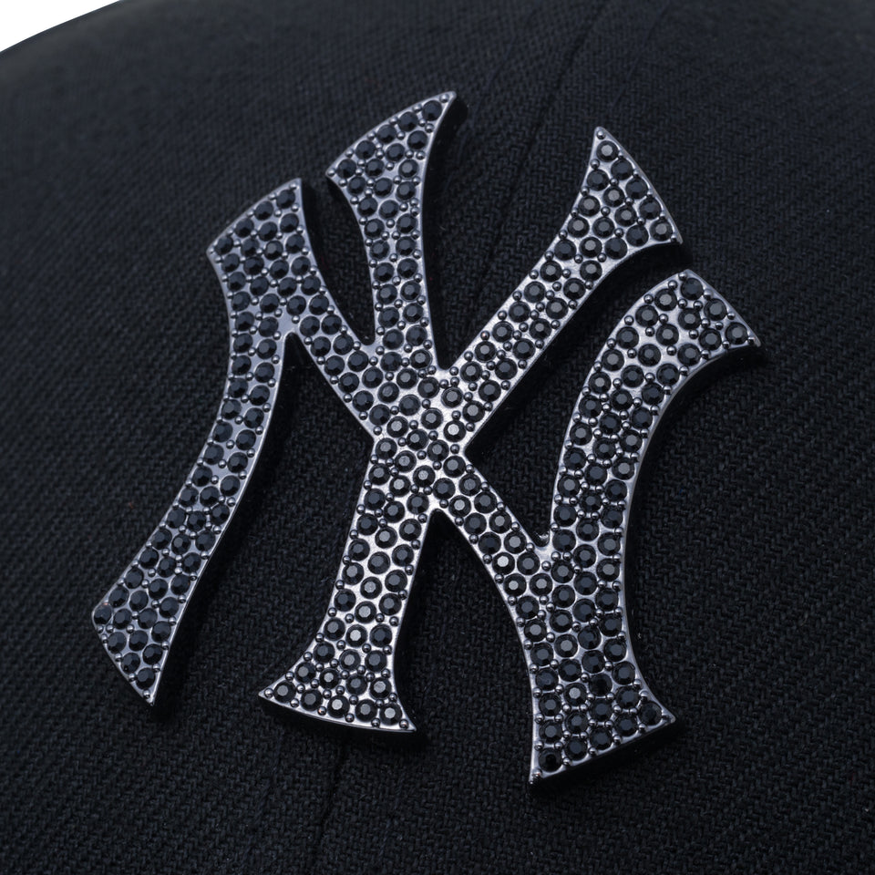 9FIFTY ニューヨーク・ヤンキース ラインストーンバッジ ブラック × ブラック