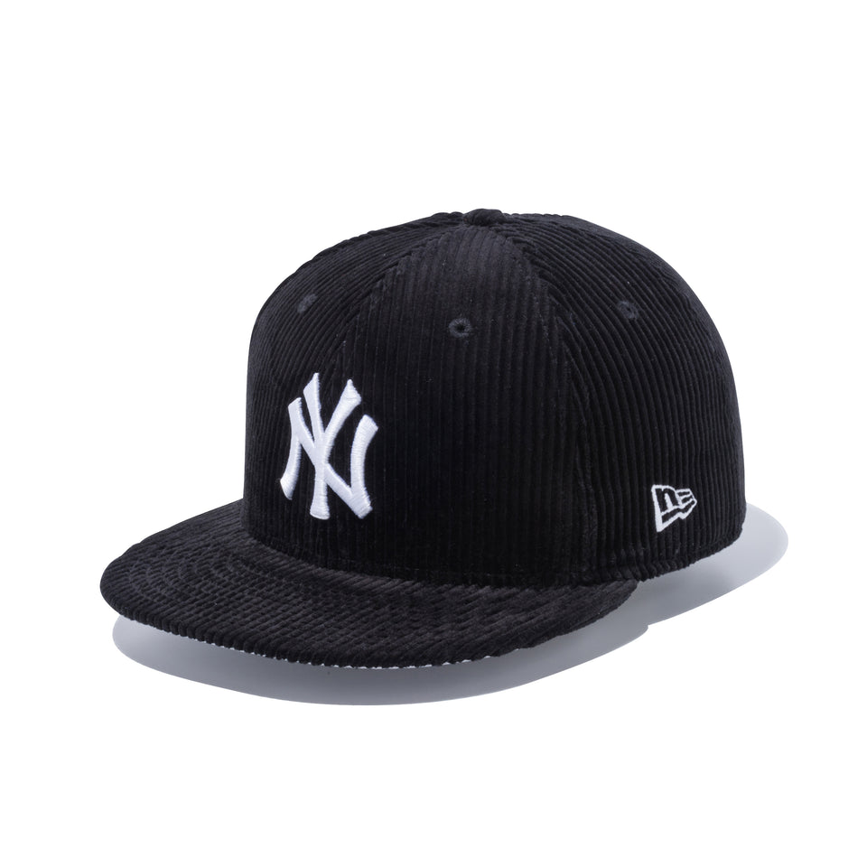 9FIFTY ニューヨーク・ヤンキース コーデュロイ ブラック × スノーホワイト グレーアンダーバイザー