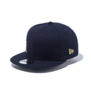 9FIFTY エッセンシャル NEW ERA サイドロゴ ネイビー × メタリックゴールド