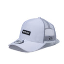 9FORTY A-Frame トラッカー ラバーロゴ NEW ERA ホワイト × ブラック