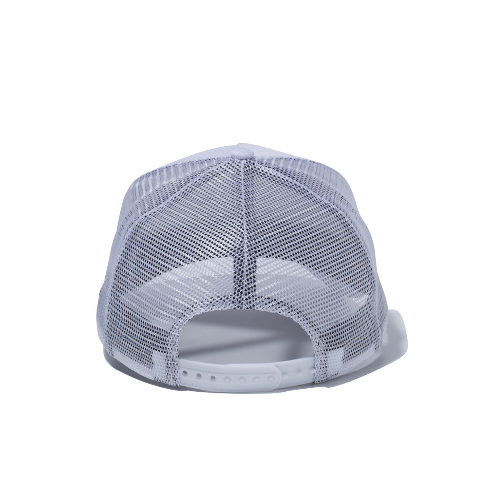 9FORTY A-Frame トラッカー ラバーロゴ NEW ERA ホワイト × ブラック
