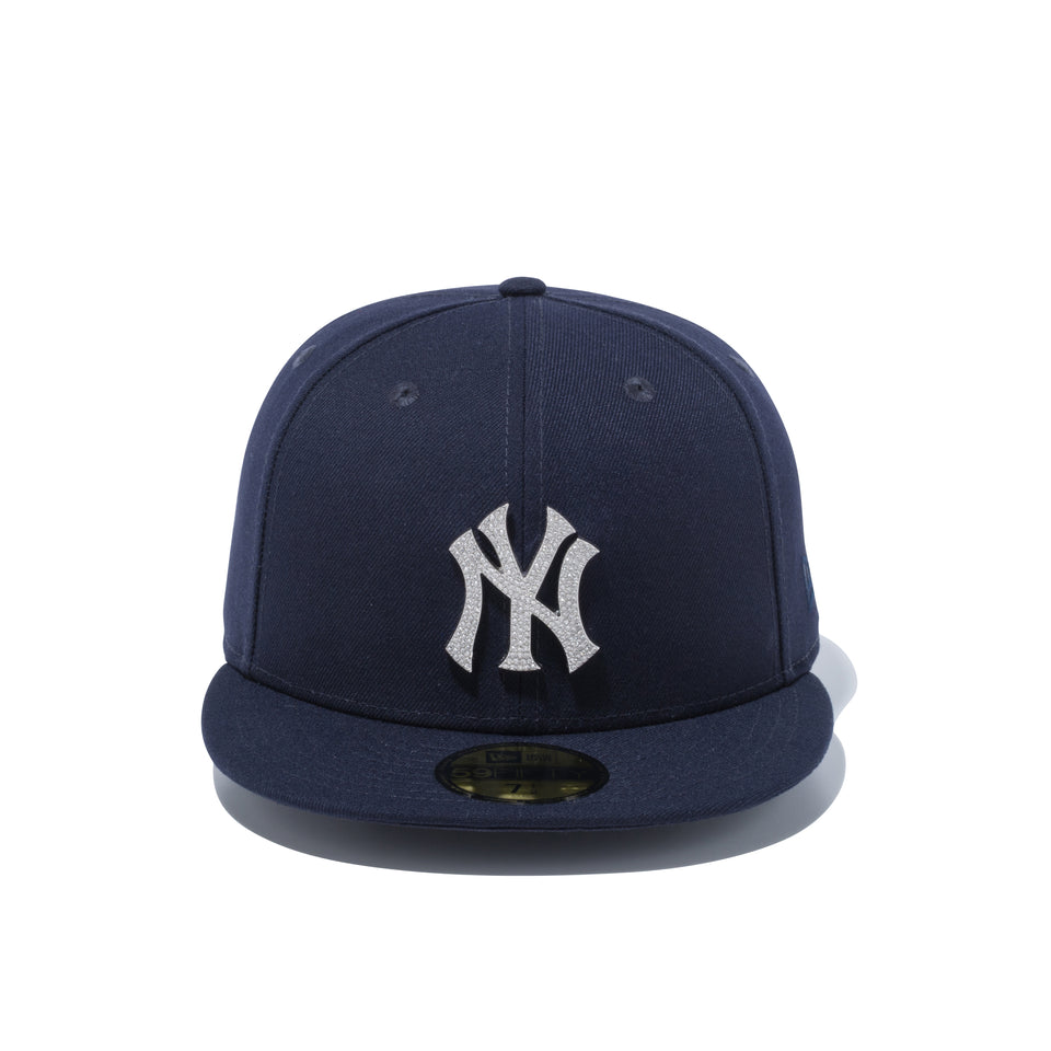 59FIFTY ニューヨーク・ヤンキース ラインストーンバッジ ネイビー × シルバー