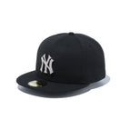 59FIFTY ニューヨーク・ヤンキース ラインストーンバッジ ブラック × シルバー
