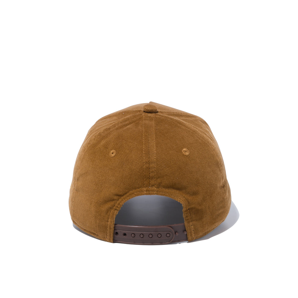 Youth 9FORTY A-Frame マイクロコーデュロイ NEW ERA ロゴ ブラウン × マニラ