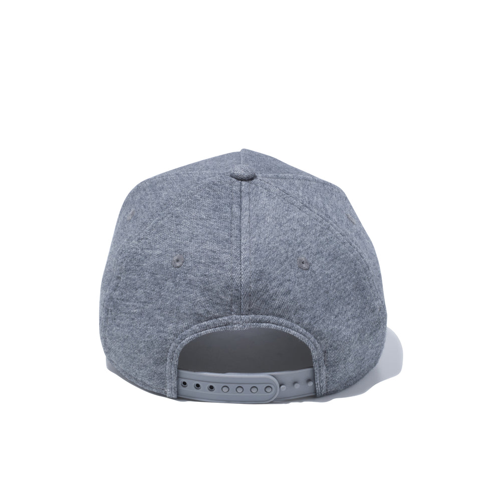 【ゴルフ】 9FORTY A-Frame スウェット スクエアロゴ チャコール × ブラック