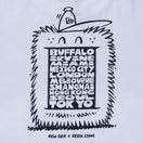 【ストア限定】 Child 半袖 コットン Tシャツ Kevin Lyons ケヴィン・ライオンズ NEW ERA オリジナルロゴ タイポグラフィー ホワイト レギュラーフィット