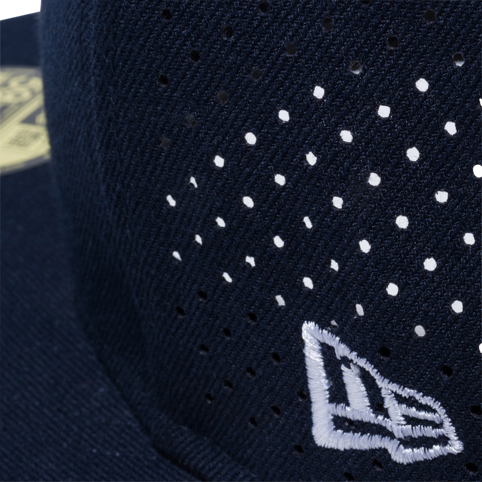 59FIFTY パフォーテッド ニューヨーク・ヤンキース ネイビー