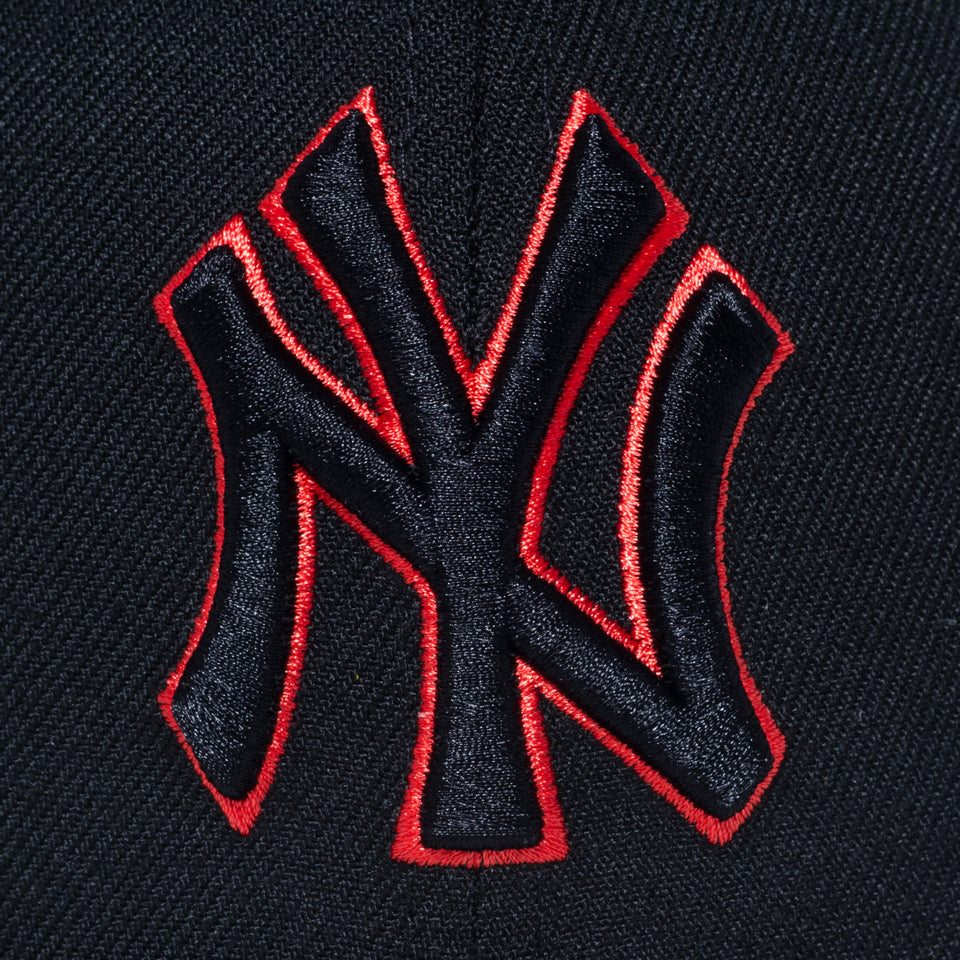 59FIFTY MLB ネオンフレーム ニューヨーク・ヤンキース ブラック/ラヴァレッド