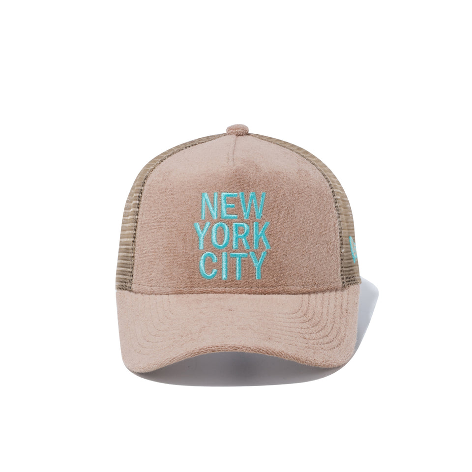 Youth 9FORTY A-Frame トラッカー パイル NEW YORK CITY ベージュ | NEW ERA ニューエラ公式オンラインストア