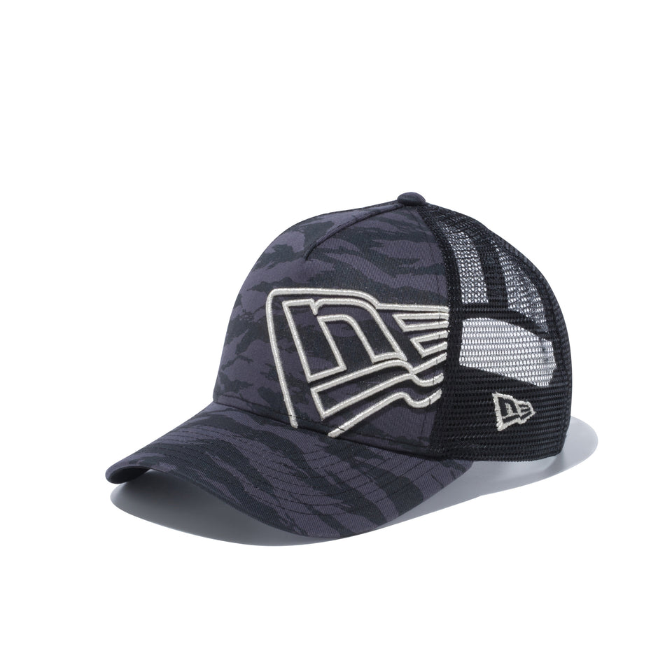 Youth 9FORTY A-Frame トラッカー バタリオン フラッグロゴ タイガーストライプカモブラック | NEW ERA ニューエラ公式オンラインストア
