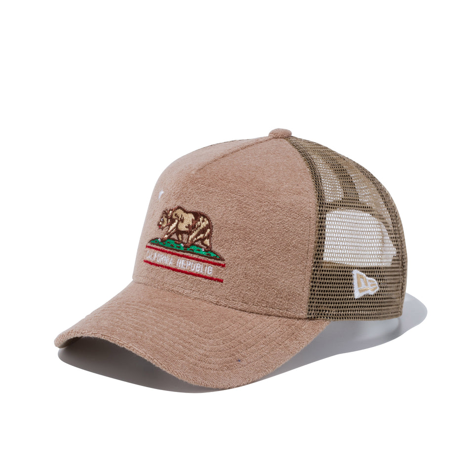 【ゴルフ】 9FORTY A-Frame トラッカー パイル カリフォルニアベア カーキ | NEW ERA ニューエラ公式オンラインストア
