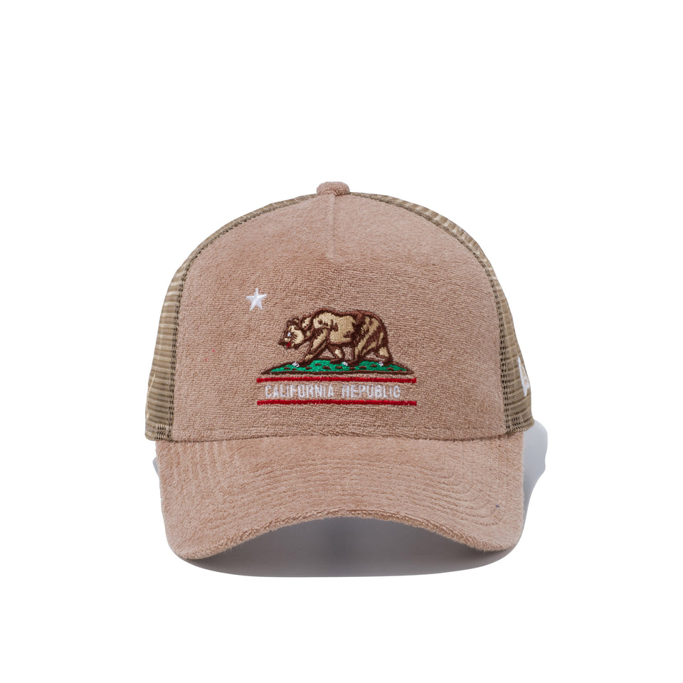 【ゴルフ】 9FORTY A-Frame トラッカー パイル カリフォルニアベア カーキ | NEW ERA ニューエラ公式オンラインストア
