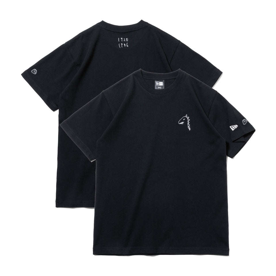 予約 | 半袖 コットン Tシャツ AI TAKAHASHI 高橋愛 恐竜 1920 1986 ロゴ ブラック レギュラーフィット