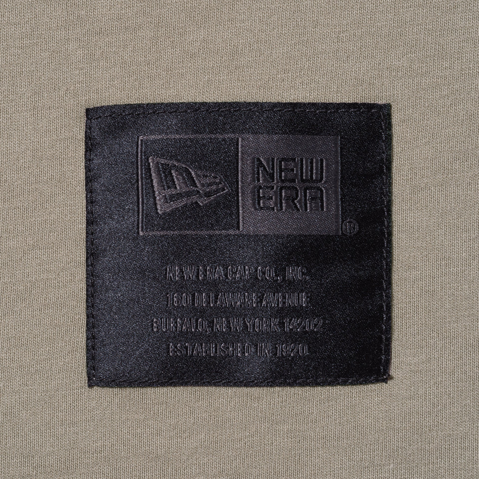 オーバーサイズド 半袖 コットン Tシャツ NEW ERA BLACK LABEL ペールカーキ