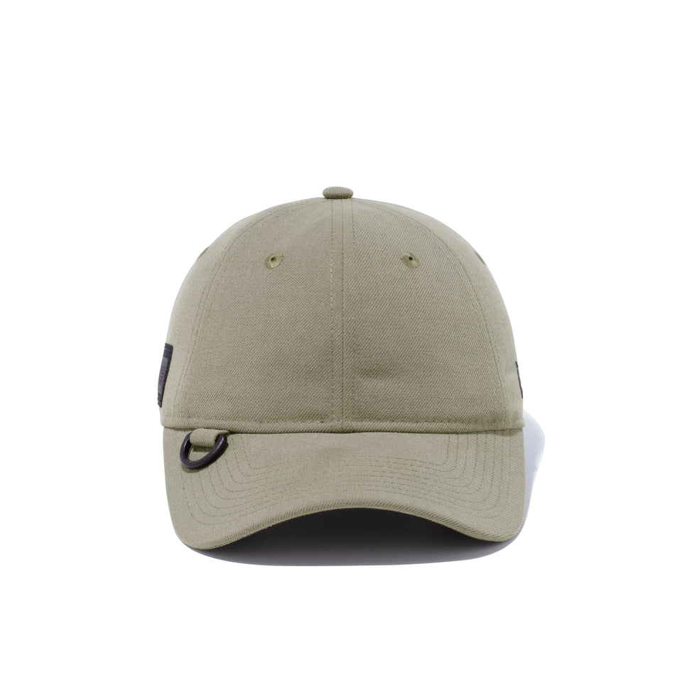 9TWENTY NEW ERA BLACK LABEL Dリング ウーブンラベル ペールカーキ