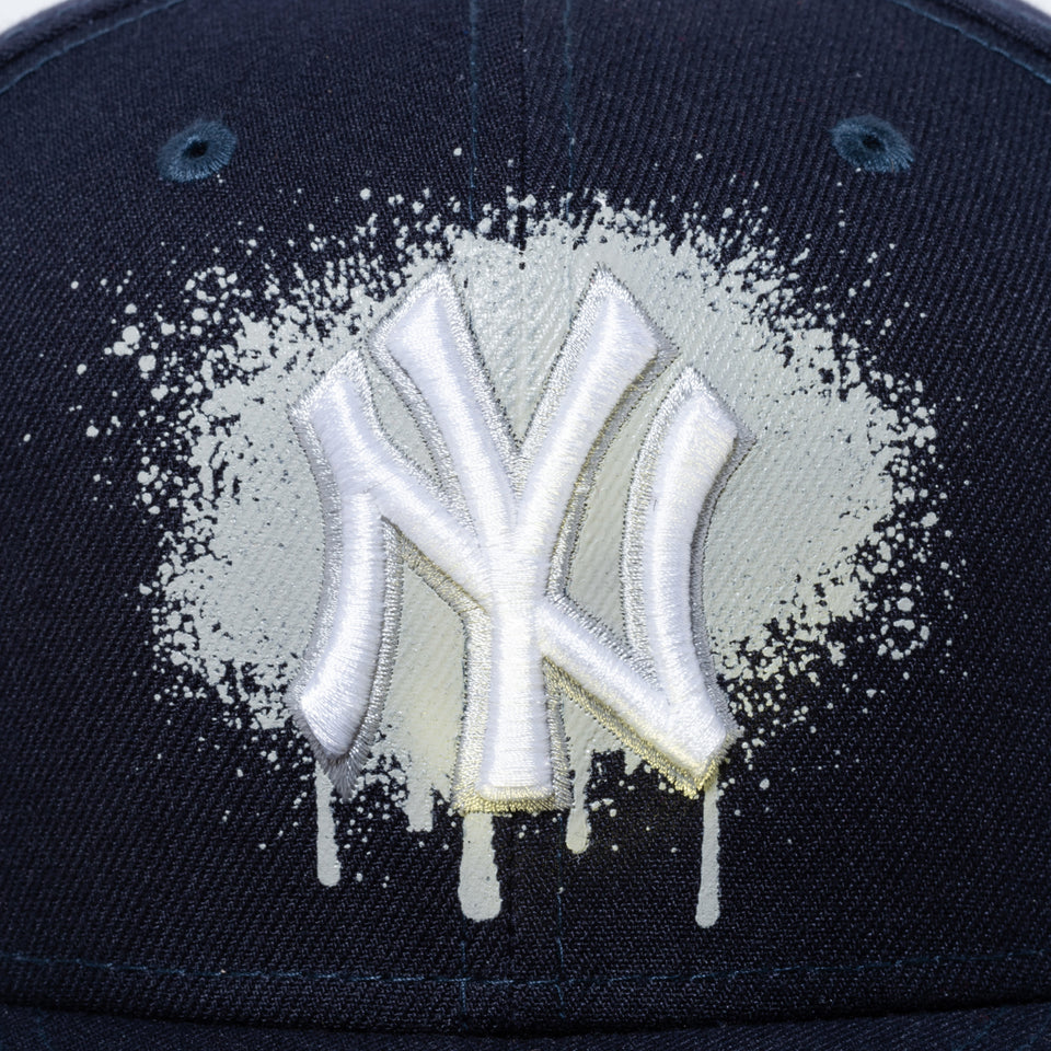 59FIFTY MLB Dripping Paint ニューヨーク・ヤンキース グレーアンダーバイザー