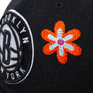 59FIFTY Chain Stitch Floral ブルックリン・ネッツ ピンクアンダーバイザー