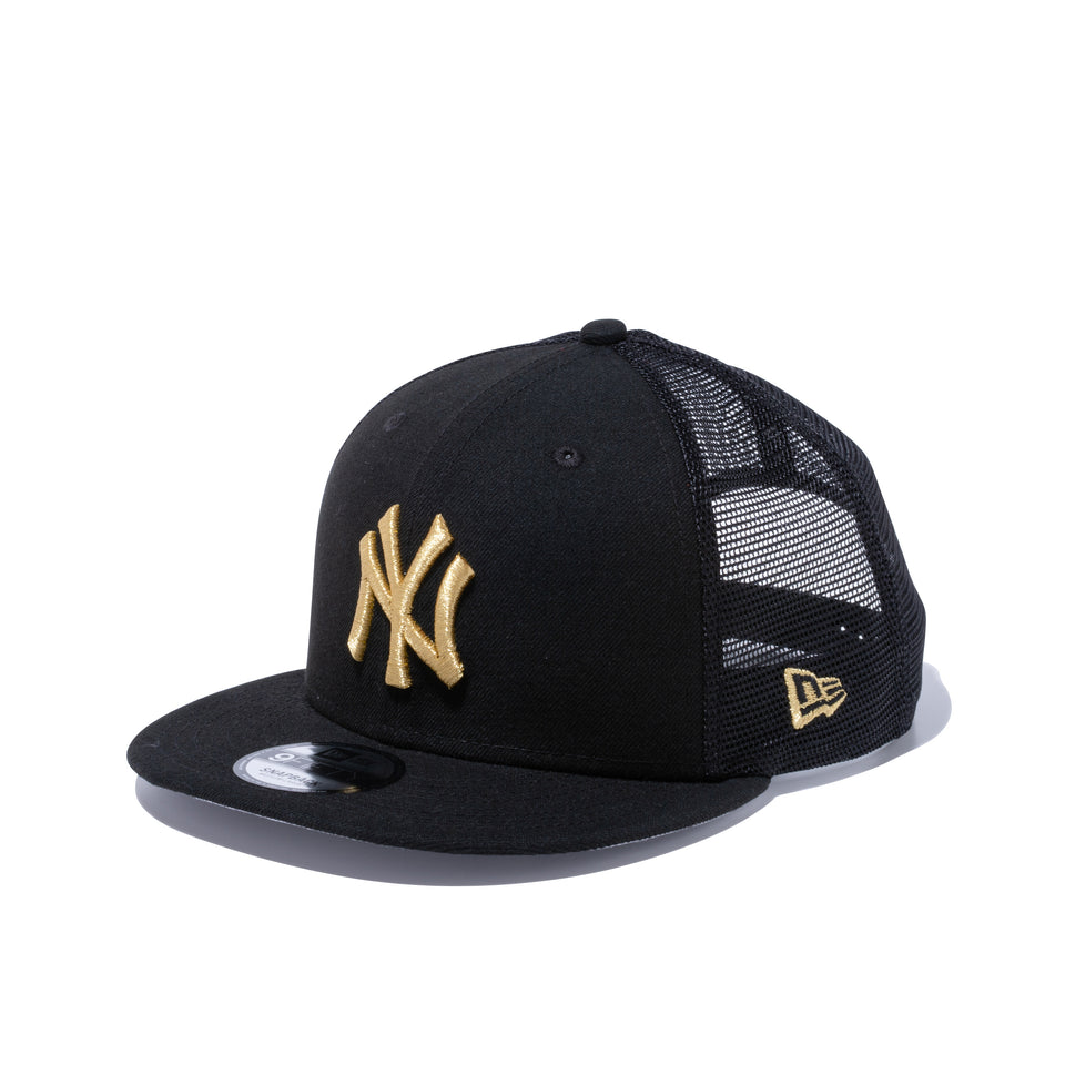 9FIFTY トラッカー ニューヨーク・ヤンキース ブラック × メタリックゴールド グレーアンダーバイザー | NEW ERA ニューエラ公式オンラインストア