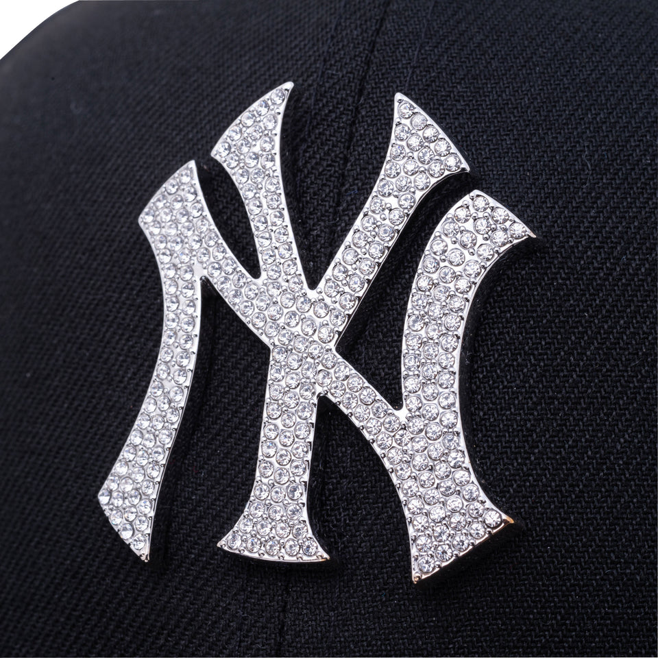 9FIFTY ラインストーンバッジ ニューヨーク・ヤンキース ブラック × シルバー