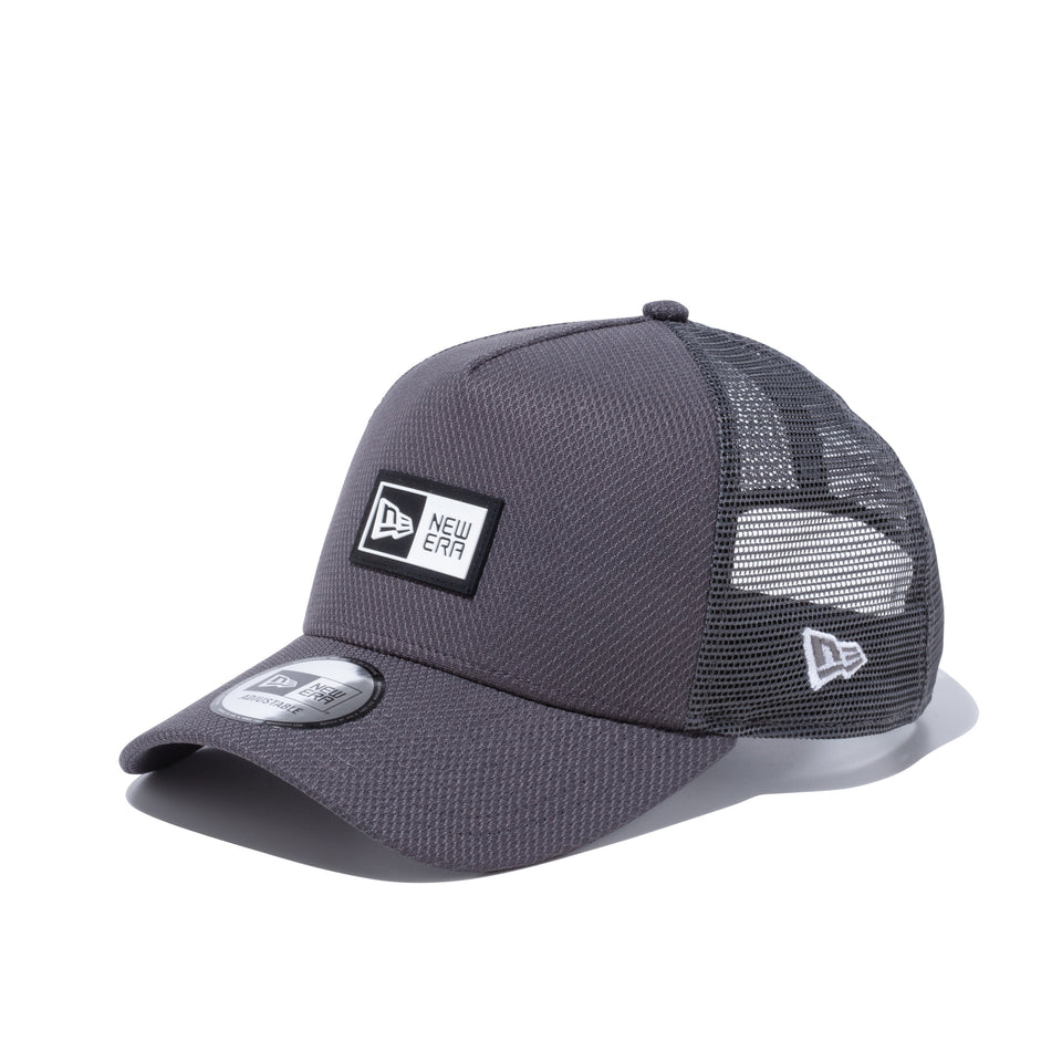 9FORTY A-Frame トラッカー ラバーロゴ ボックスロゴ ラバーパッチ グラファイト | NEW ERA ニューエラ公式オンラインストア