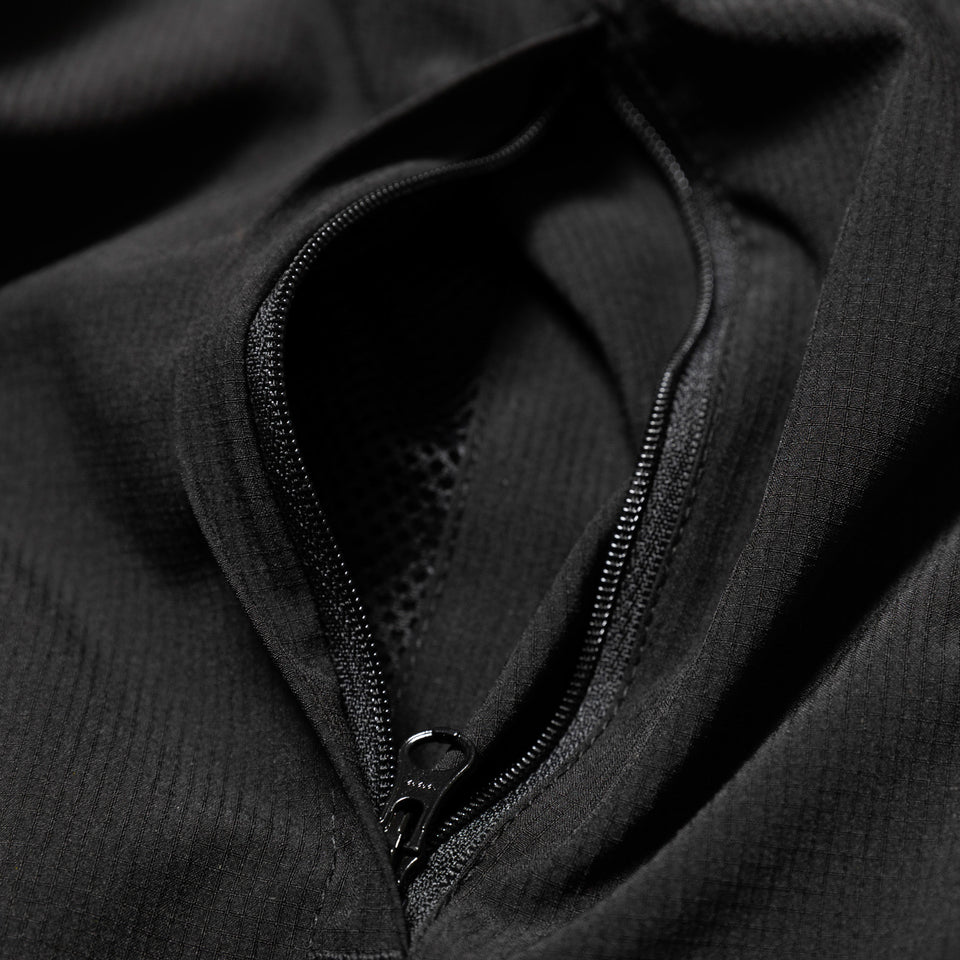 ライトウインドジャケット ボックスロゴ ブラック 【Performance Apparel】