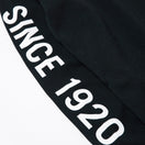 長袖 コットン Tシャツ Since 1920 Buffalo NY ブラック レギュラーフィット