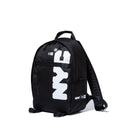 デイパック 22L NYC チャンキーロゴ ブラック × ホワイト