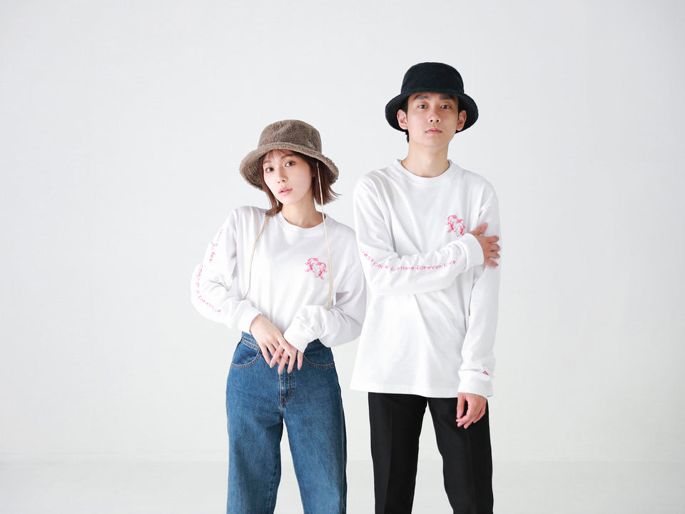 長袖 コットンTシャツ 古川優香 Yuka Furukawa 鯉 ホワイト レギュラーフィット