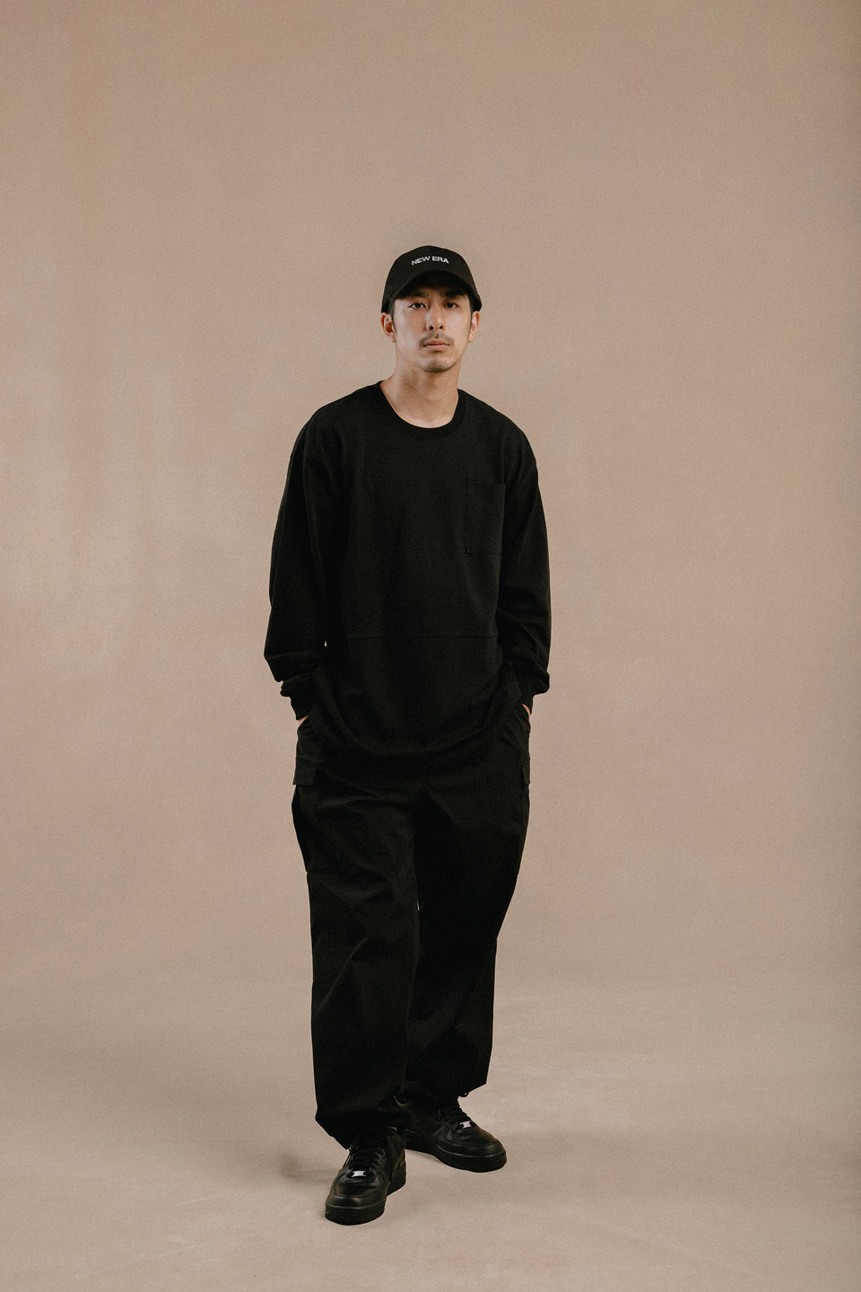 長袖 ダブルポケット コットン Tシャツ NEW ERA BLACK LABEL ヘビーウェイト ブラック