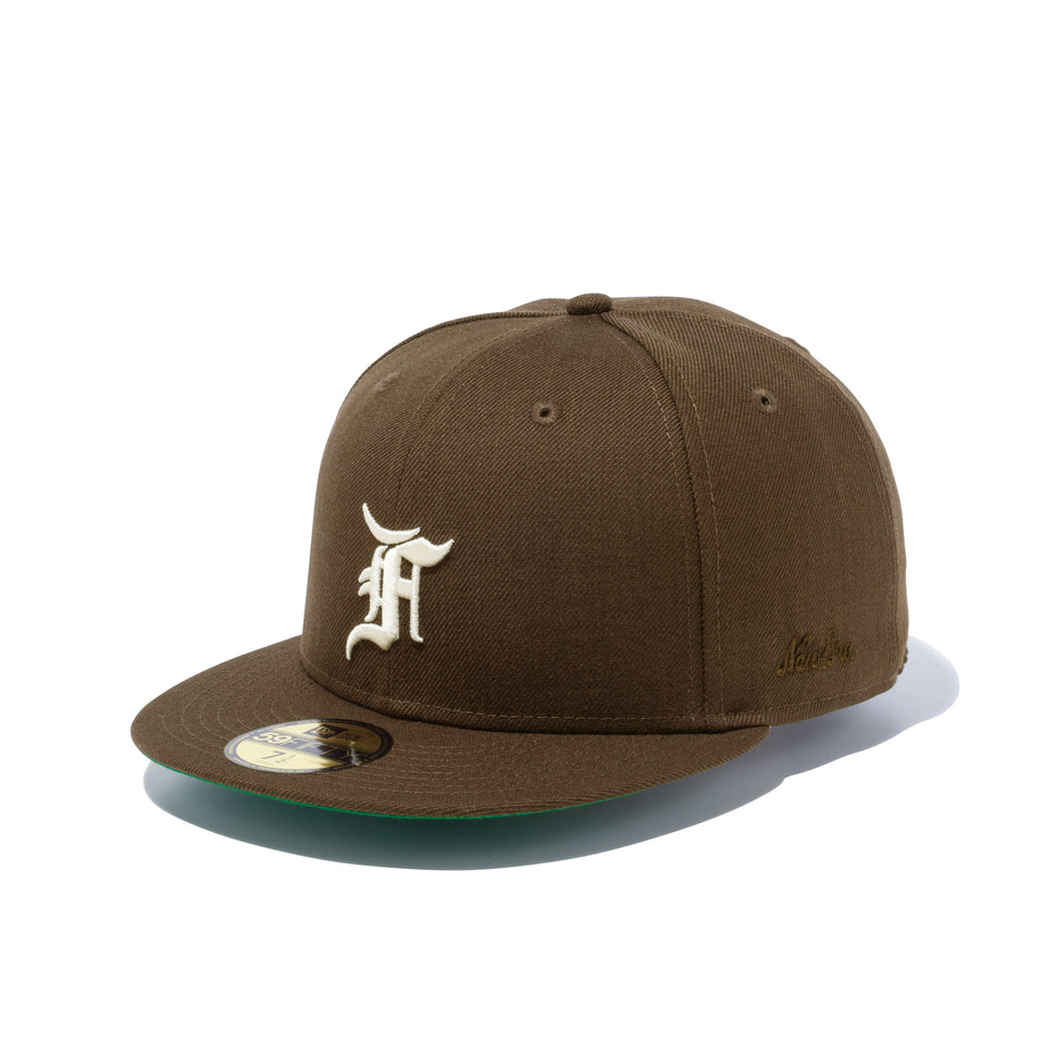 59FIFTY FEAR OF GOD ESSENTIALS Fロゴ ウォルナット グリーンアンダーバイザー