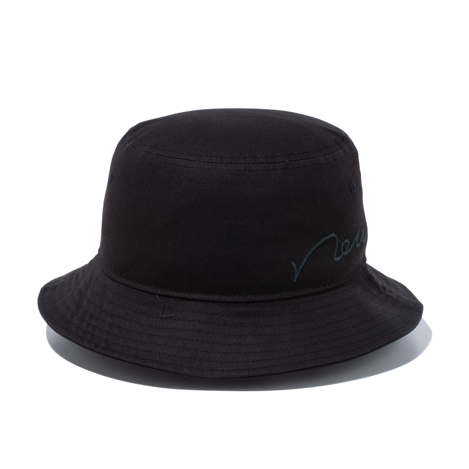バケット01 エッセンシャル new era ブラック × ブラック