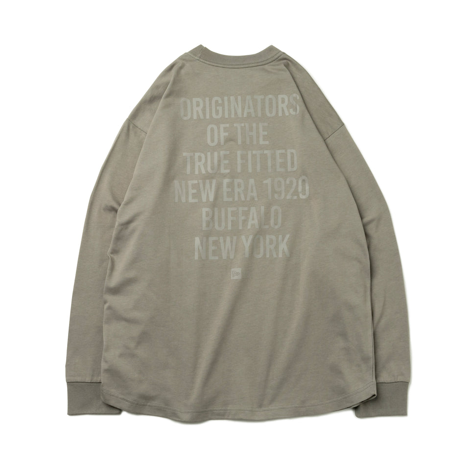 長袖 コットン オーバーサイズド Tシャツ タイポグラフィー ペブル