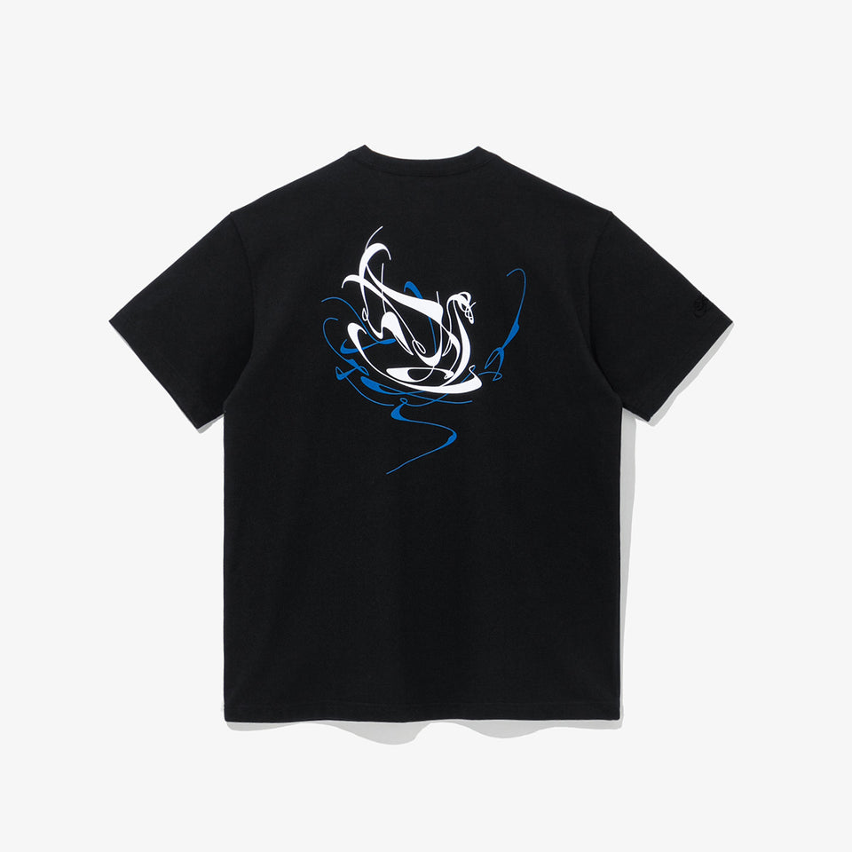半袖 パフォーマンス Tシャツ BTS × MLB ブラック Swan ニューヨーク・ヤンキース ブラック レギュラーフィット