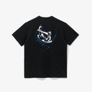 半袖 パフォーマンス Tシャツ BTS × MLB ブラック Swan ニューヨーク・ヤンキース ブラック レギュラーフィット