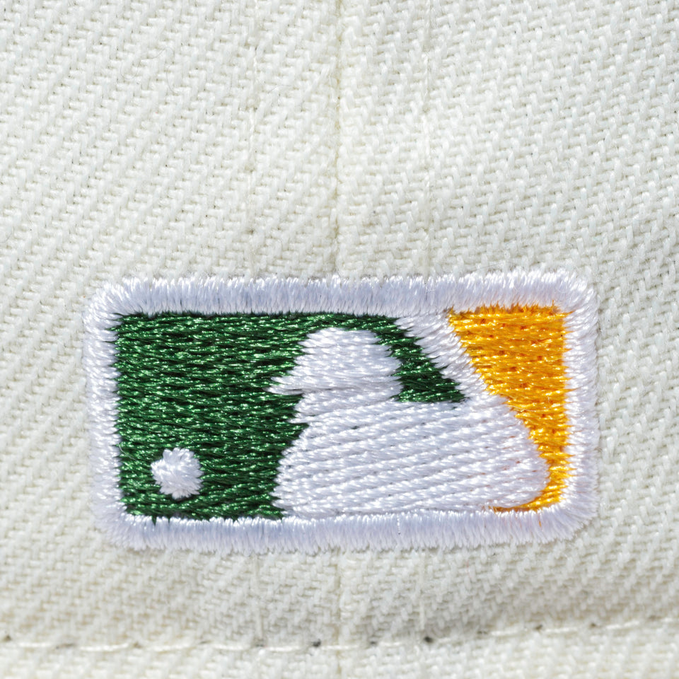 59FIFTY MLB CUSTOM オークランド・アスレチックス クロームホワイト / ストーン グレーアンダーバイザー