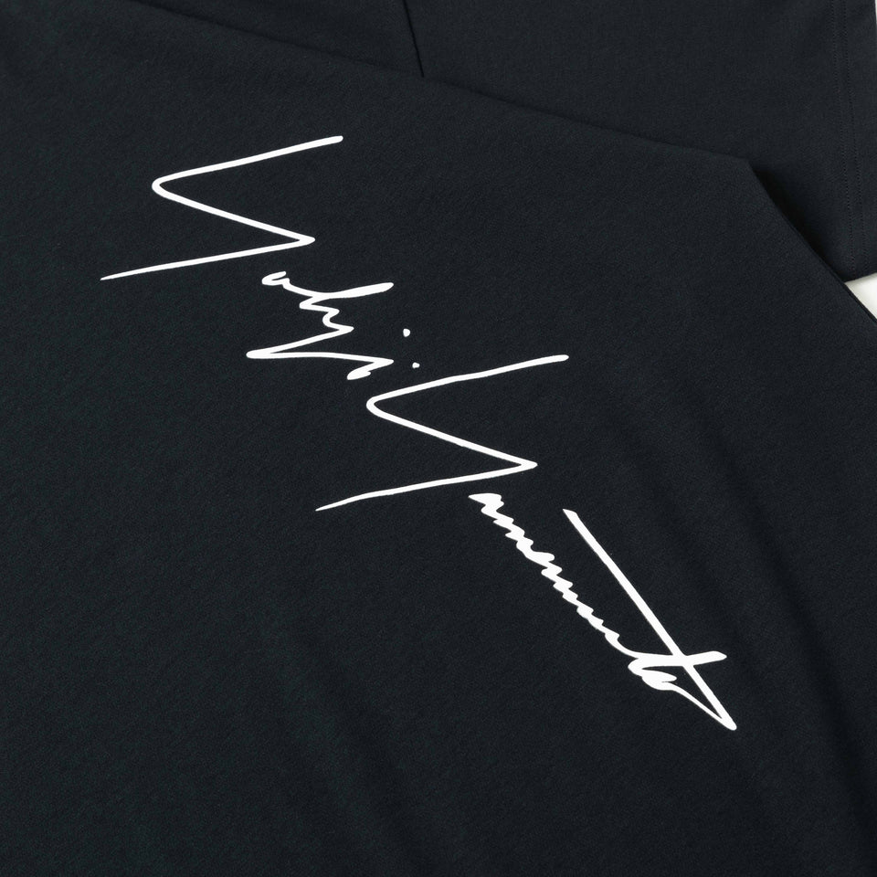 半袖 オーバーサイズド パフォーマンスTシャツ Yohji Yamamoto SS23 バーチカルロゴ ブラック